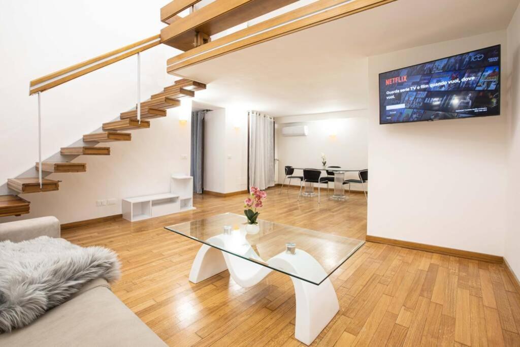 Unforgettable Split Level Jacuzzi Suite Navona - Top Collection روما المظهر الخارجي الصورة