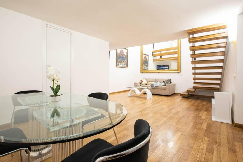 Unforgettable Split Level Jacuzzi Suite Navona - Top Collection روما المظهر الخارجي الصورة