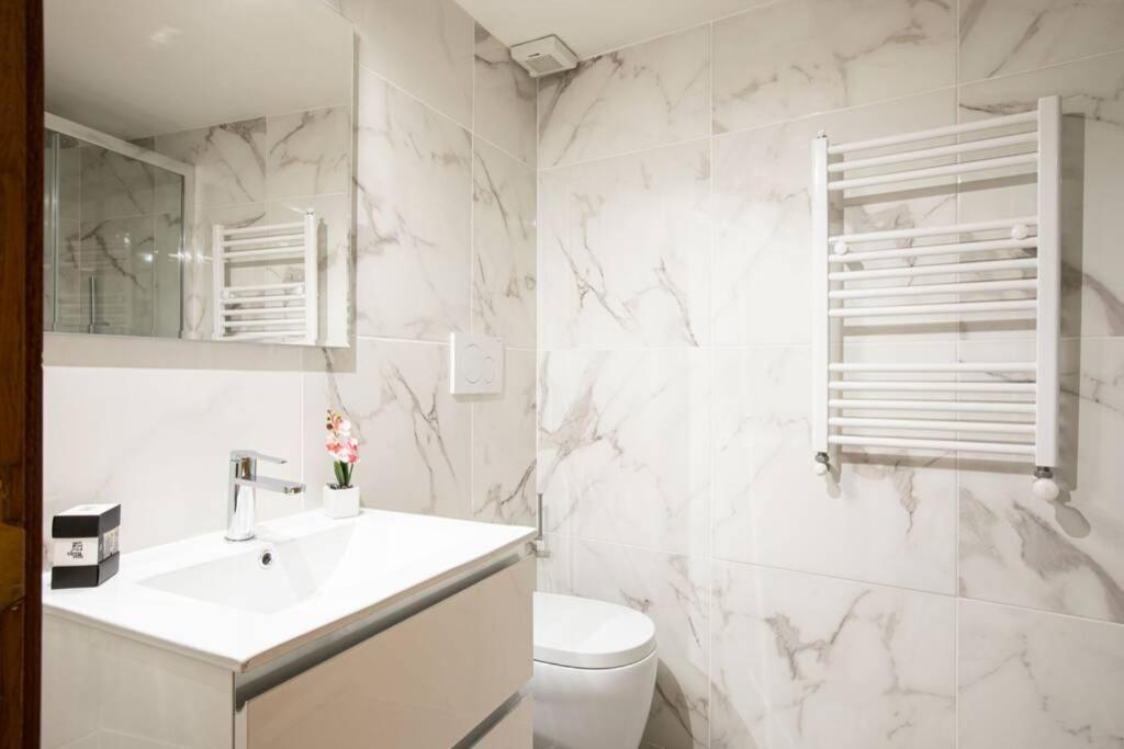 Unforgettable Split Level Jacuzzi Suite Navona - Top Collection روما المظهر الخارجي الصورة