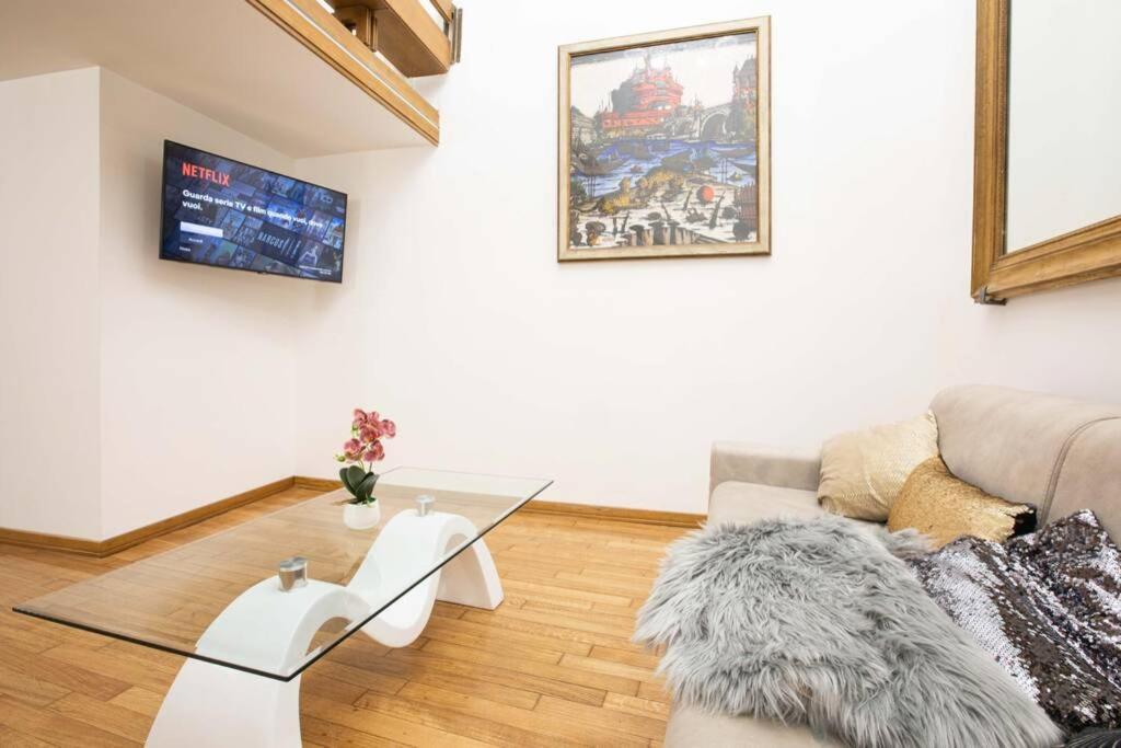 Unforgettable Split Level Jacuzzi Suite Navona - Top Collection روما المظهر الخارجي الصورة